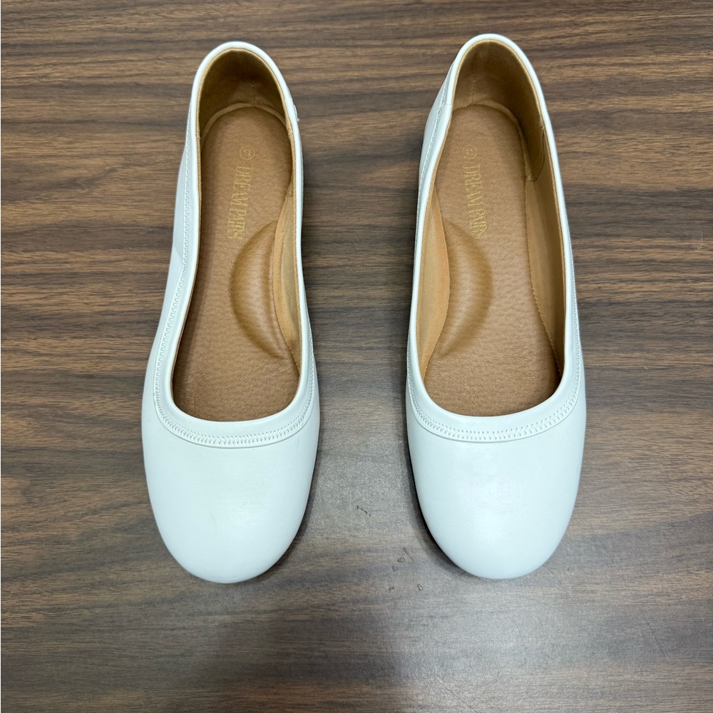 Elegant White Women's Flats - Picture 9 of 9